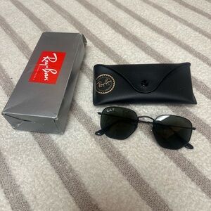 Ray-Ban Black Sunglasses brand new black